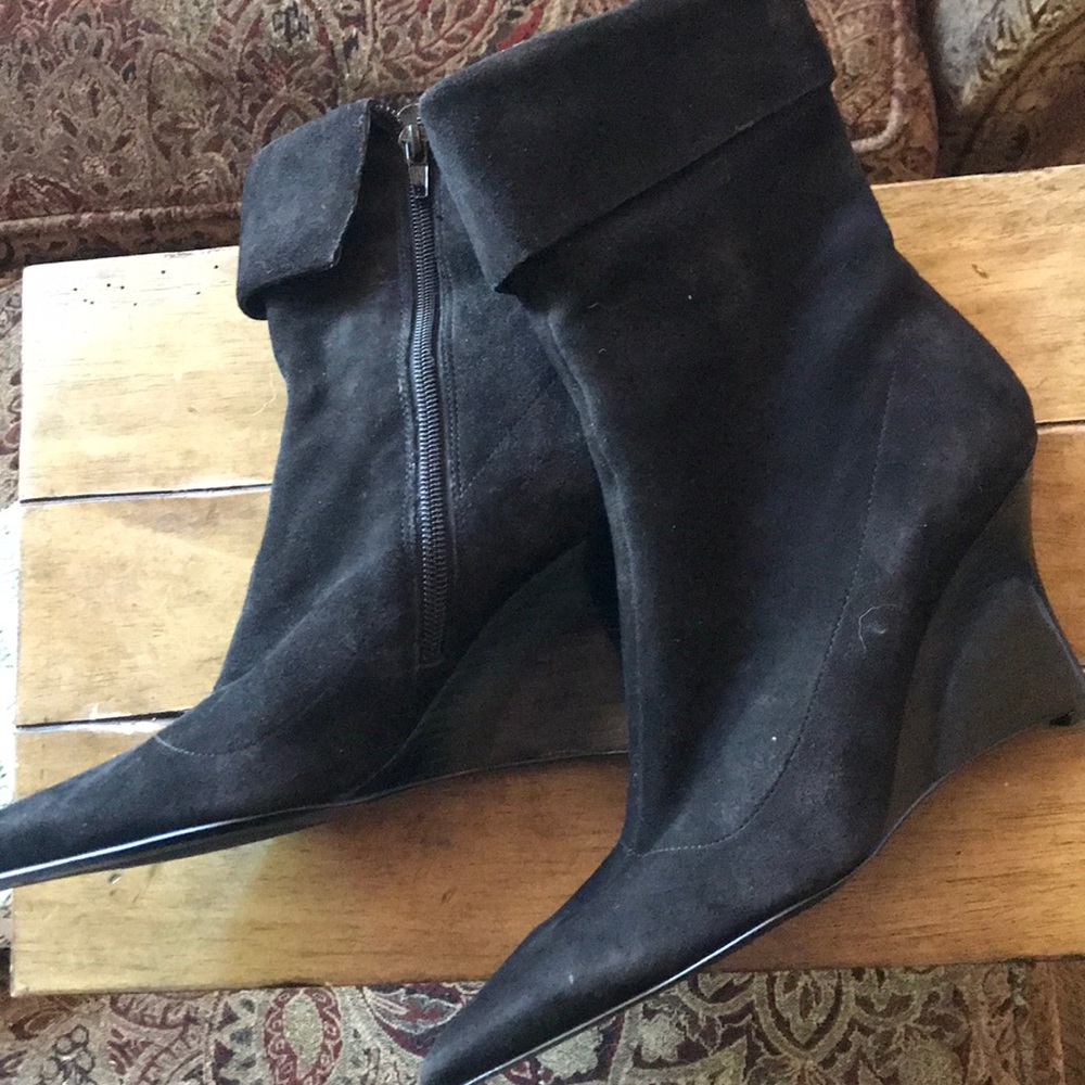 Black wedge ankle bootie Bandolino